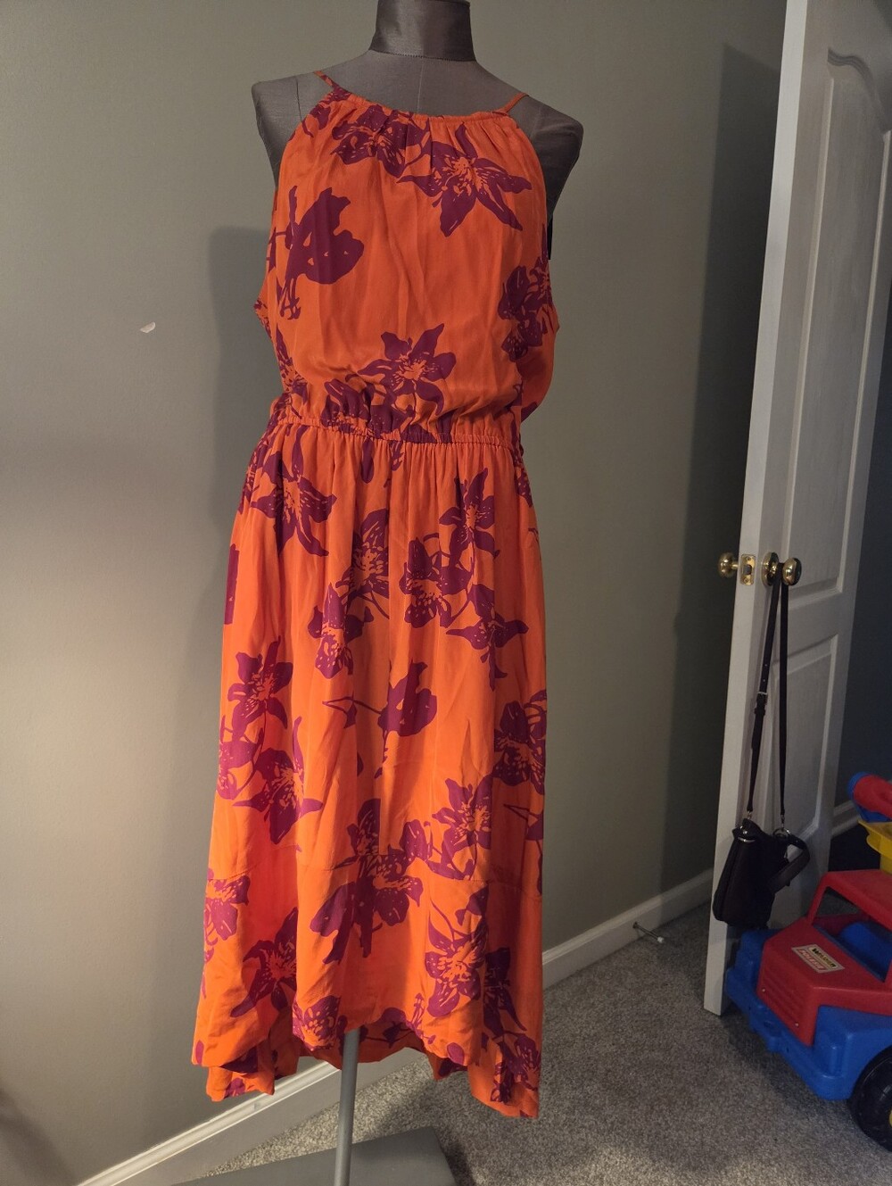 VINTAGE Y2K BANANA REPUBLIC SILK HI LOW DRESS 2015 sz 12 *New W/Tags*